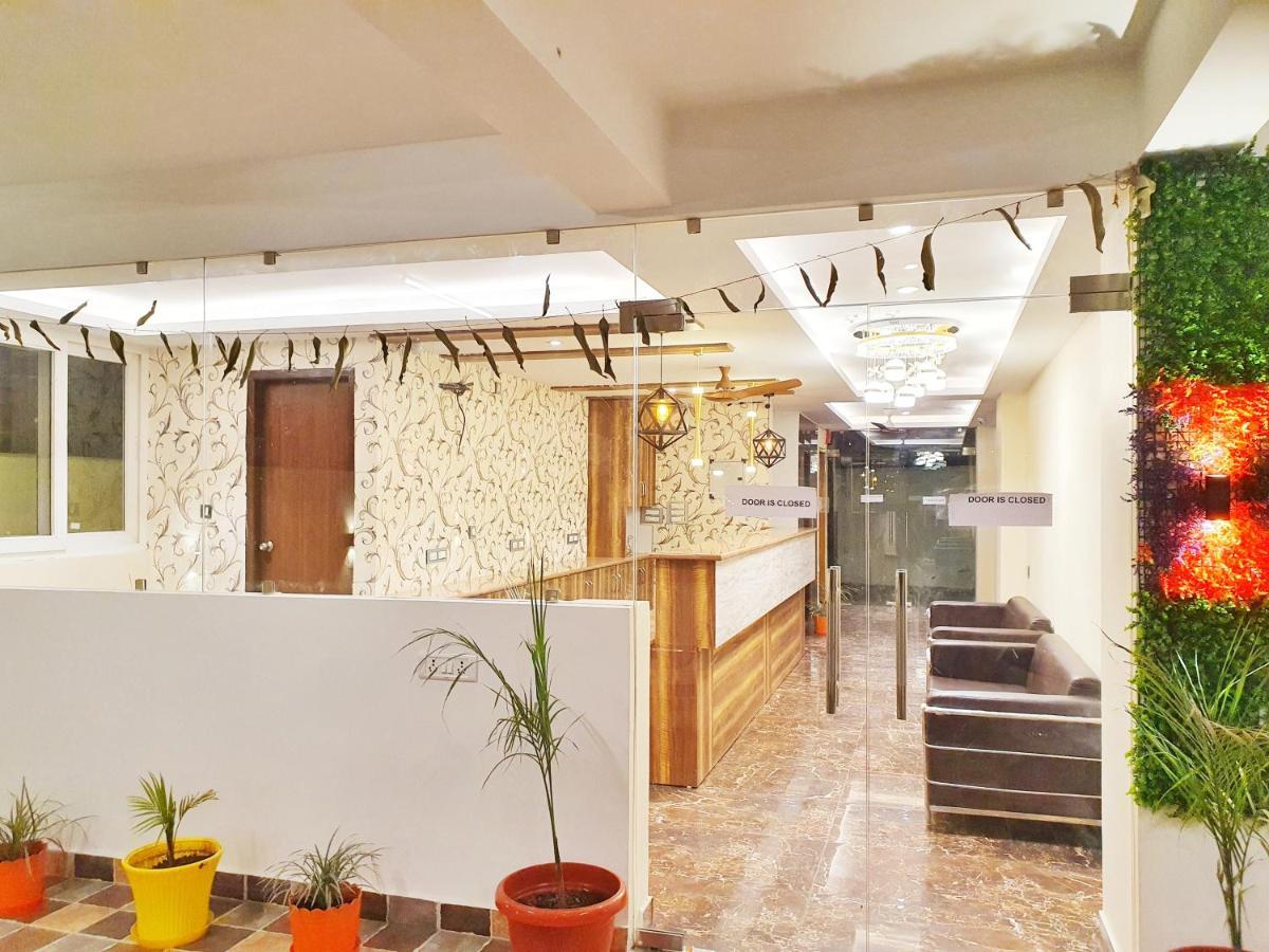 The Park Residency Hotel Dehradun Exterior foto